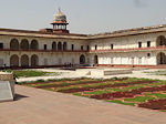 Agra fort garden