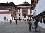 Thimpu dzong ladies