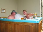 Whangamata Jaap & Marion in spapool